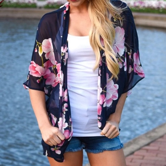 Gypsy Floral Kimono - Picture 4 of 4